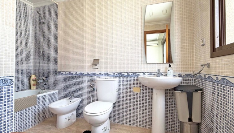 Resale - Apartment - Torrevieja