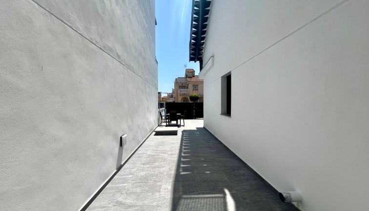 Reventa - Chalet - Torrevieja - La Siesta