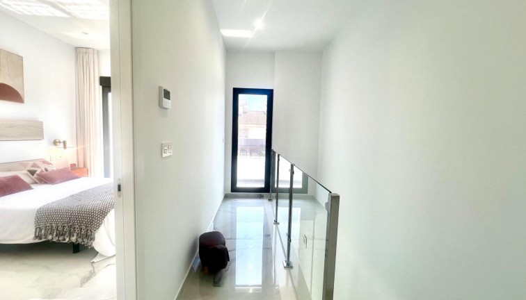 Reventa - Chalet - Torrevieja - La Siesta