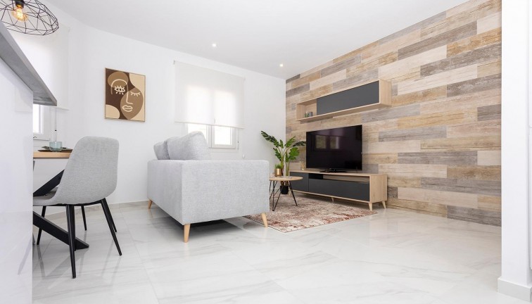 Uudistuotanto - Asunto - Jacarilla