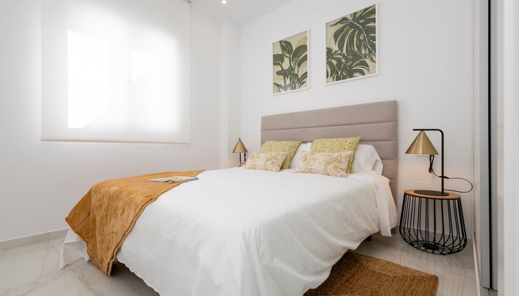 Uudistuotanto - Asunto - Jacarilla