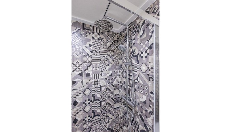 Uudistuotanto - Asunto - Jacarilla