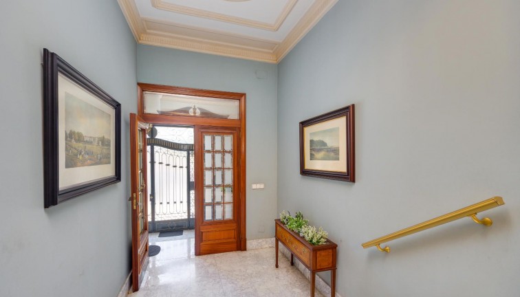 Jälleenmyynti - Erillistalo - Callosa de Segura