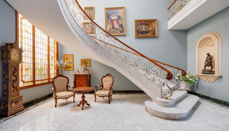 Jälleenmyynti - Erillistalo - Callosa de Segura