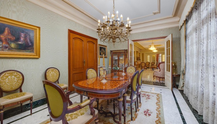 Jälleenmyynti - Erillistalo - Callosa de Segura