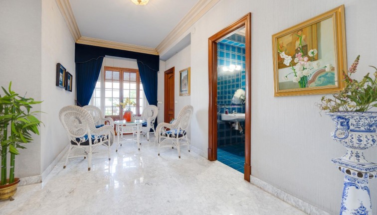 Jälleenmyynti - Erillistalo - Callosa de Segura