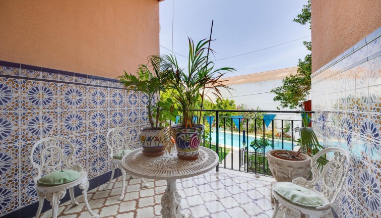 Jälleenmyynti - Erillistalo - Callosa de Segura