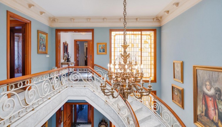 Jälleenmyynti - Erillistalo - Callosa de Segura