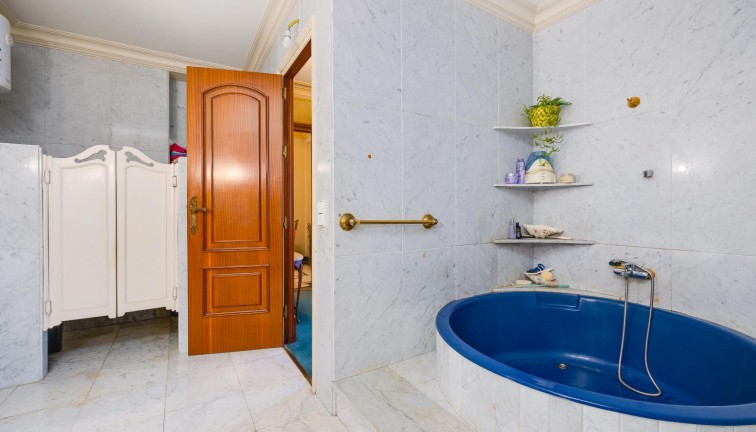 Jälleenmyynti - Erillistalo - Callosa de Segura