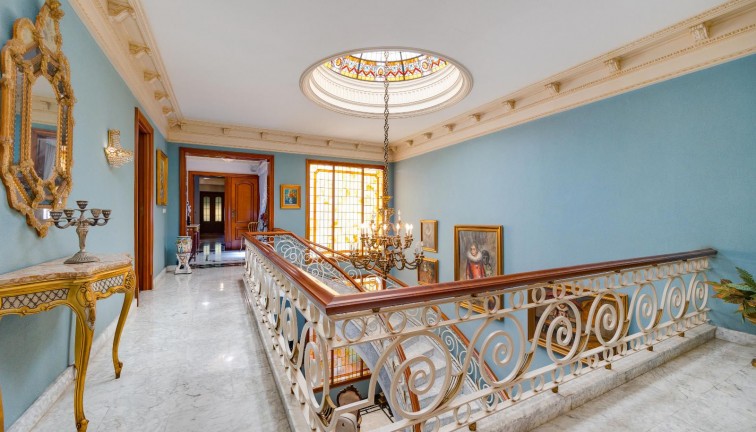 Jälleenmyynti - Erillistalo - Callosa de Segura