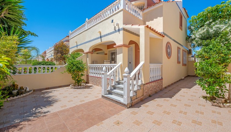 Reventa - Casa adosada - Orihuela Costa - La Zenia