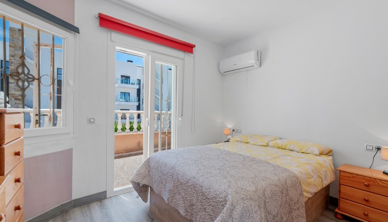 Reventa - Casa adosada - Orihuela Costa - La Zenia