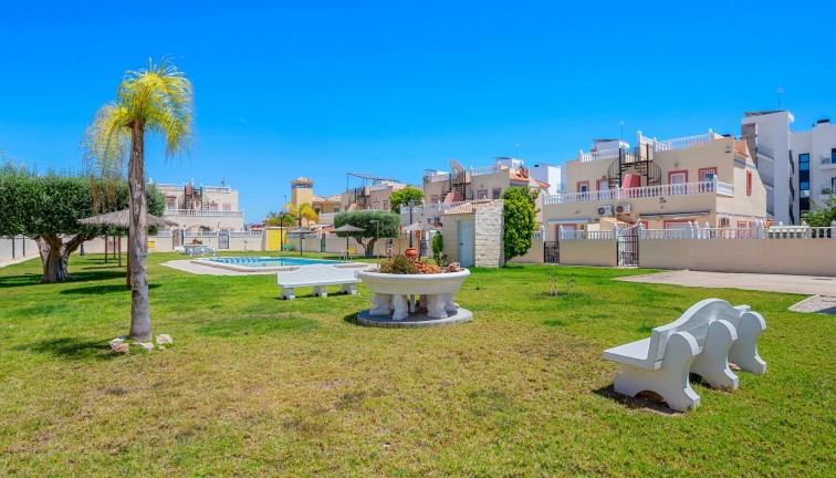 Reventa - Casa adosada - Orihuela Costa - La Zenia
