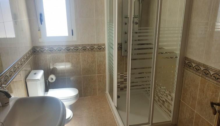 Resale - Chalet - Algorfa