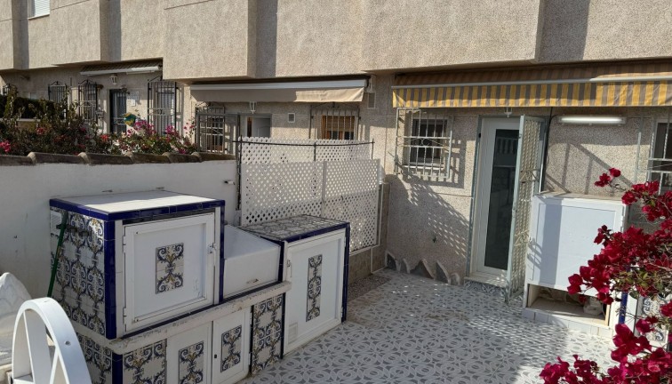 Resale - Semi-Detached - La Mata - LA MATA