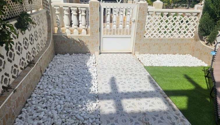 Resale - Semi-Detached - La Mata - LA MATA