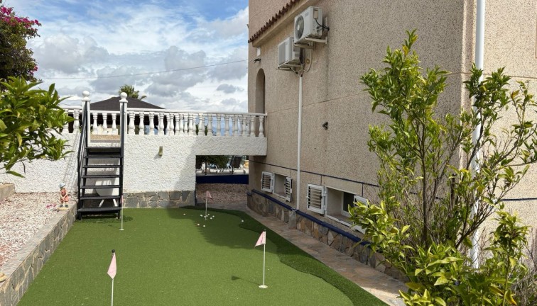 Resale - Chalet - Algorfa