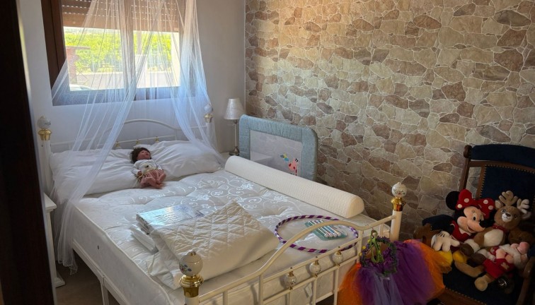 Resale - Chalet - Jacarilla