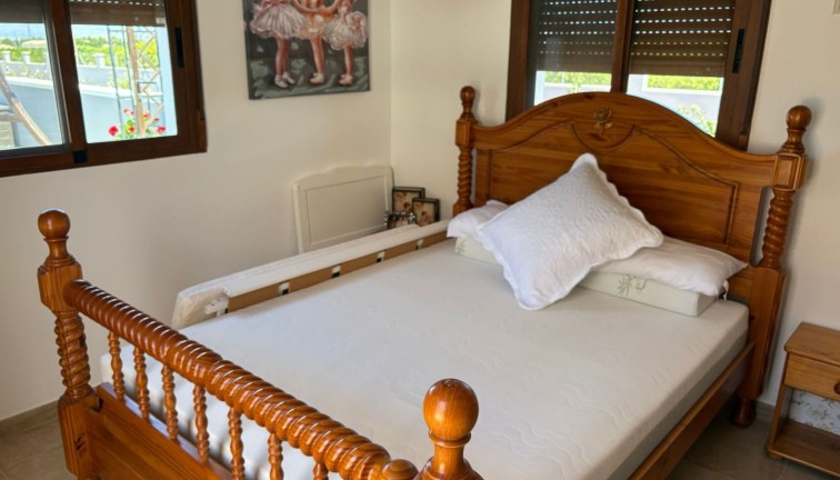 Resale - Chalet - Jacarilla