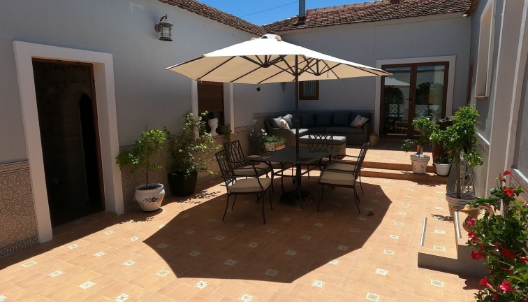 Resale - Chalet - Jacarilla