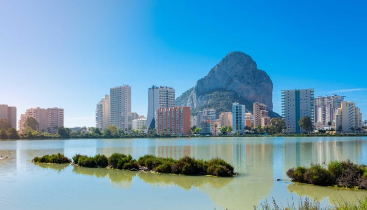 Uudistuotanto - Asunto - Calpe - Manzanera