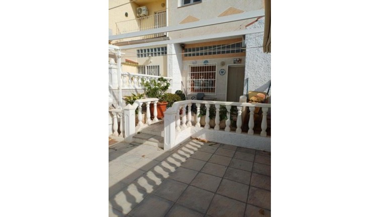 Resale - Semi-Detached - Torrevieja
