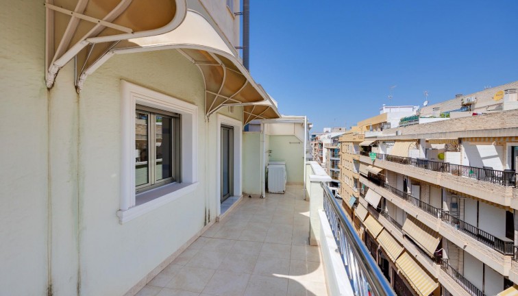 Resale - Apartment - Torrevieja