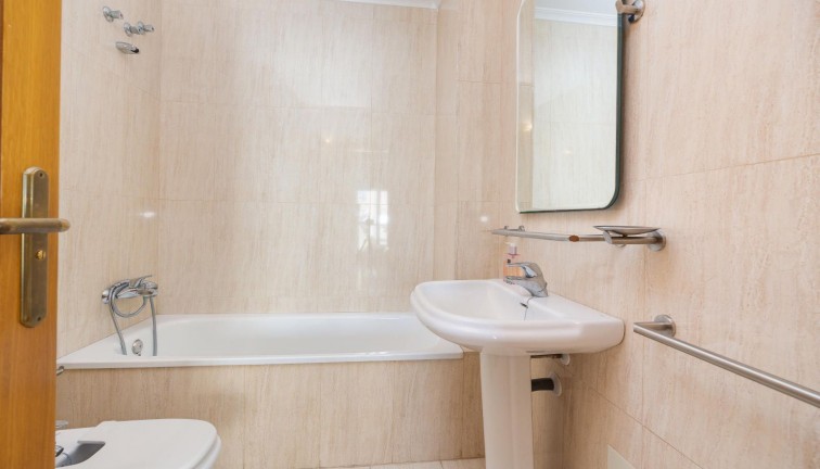 Resale - Apartment - Torrevieja