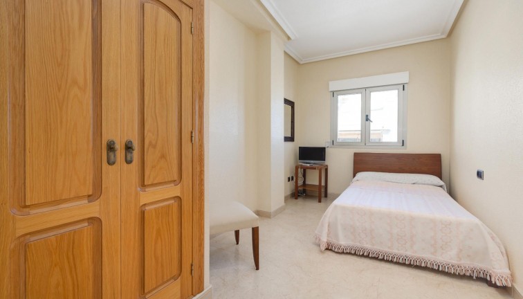 Resale - Apartment - Torrevieja