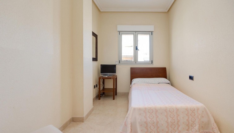 Resale - Apartment - Torrevieja