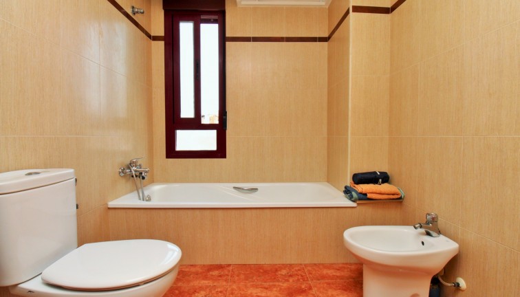 Återförsäljning - Parhus/Radhus - Los Desamparados