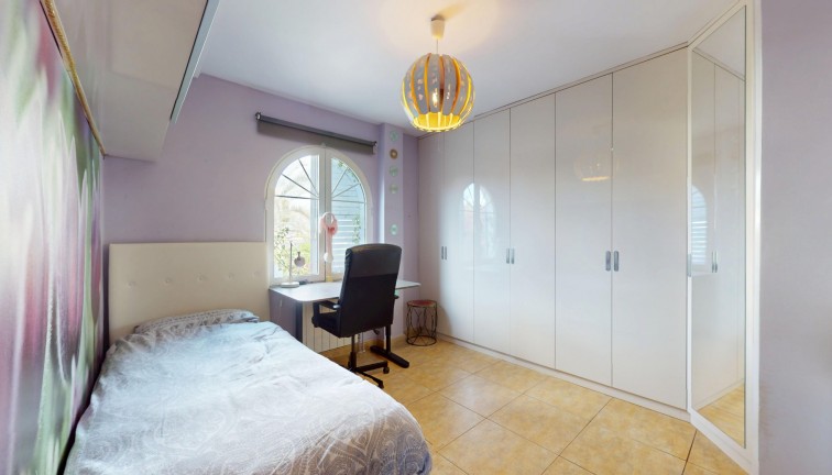 Resale - Chalet - Orihuela Costa - La Zenia