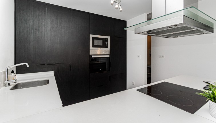 Resale - Apartment - Campoamor