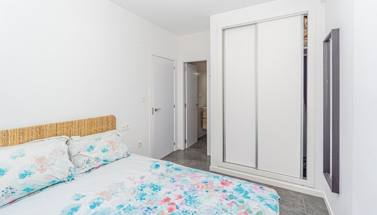 Resale - Apartment - Campoamor