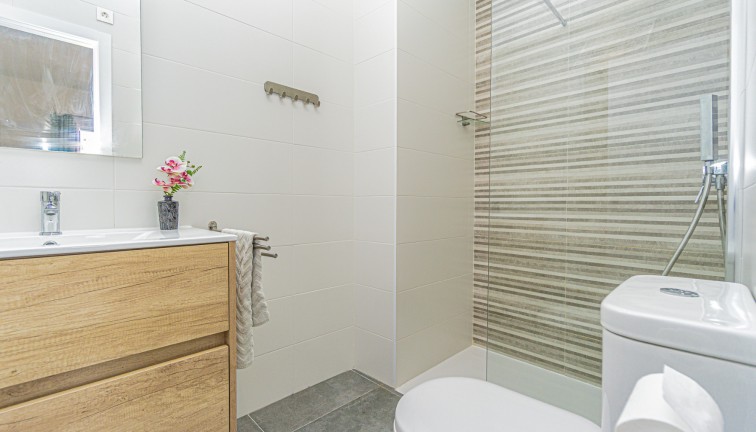 Resale - Apartment - Campoamor