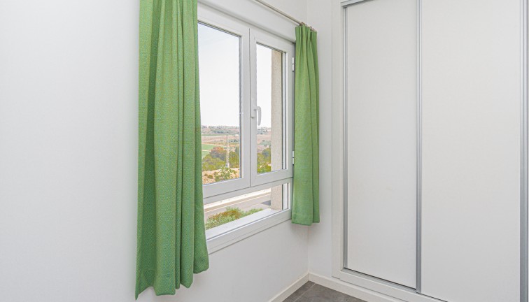 Resale - Apartment - Campoamor