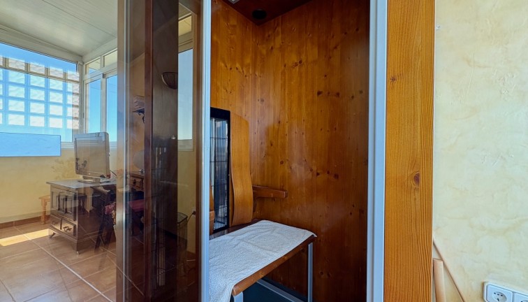 Resale - Chalet - Orihuela - Villamartín