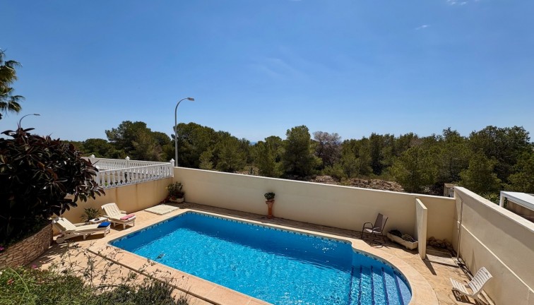 Resale - Chalet - Orihuela - Villamartín