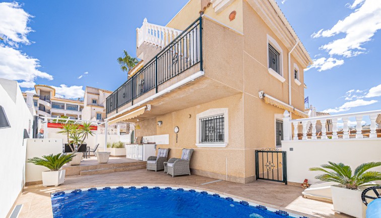 Resale - Chalet - Villamartín