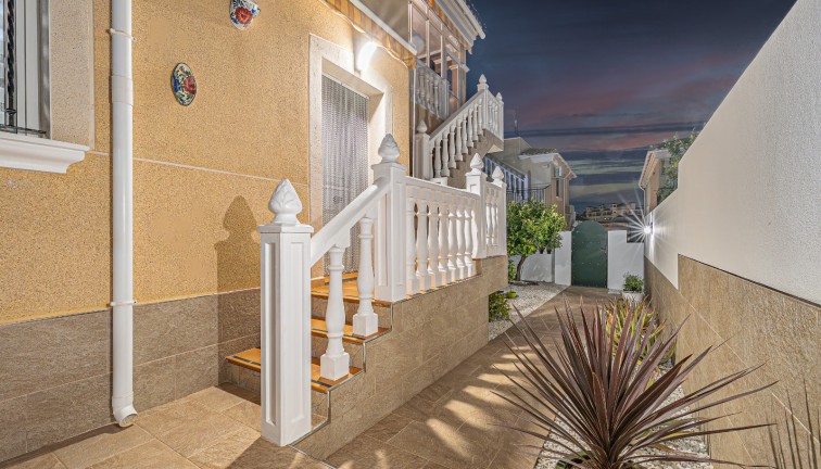 Resale - Chalet - Villamartín