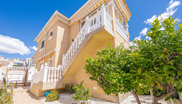 Resale - Chalet - Villamartín