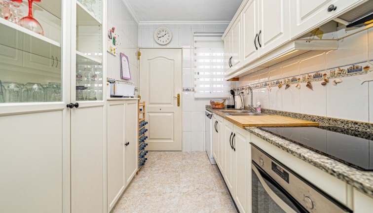 Resale - Chalet - Villamartín