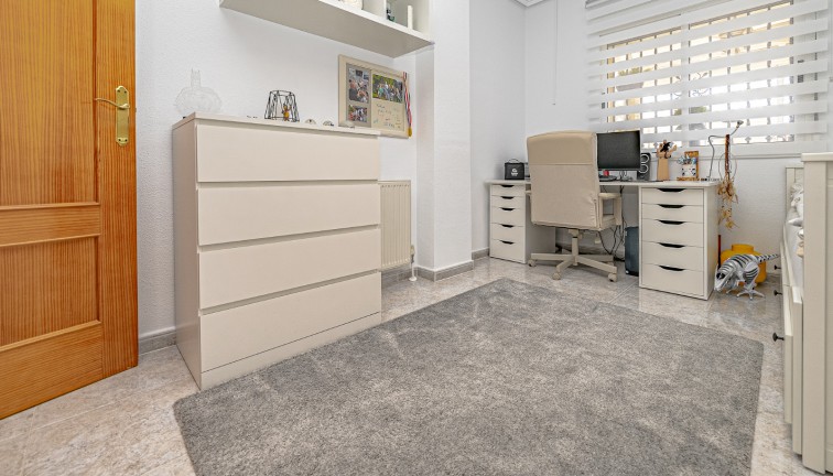 Resale - Chalet - Villamartín