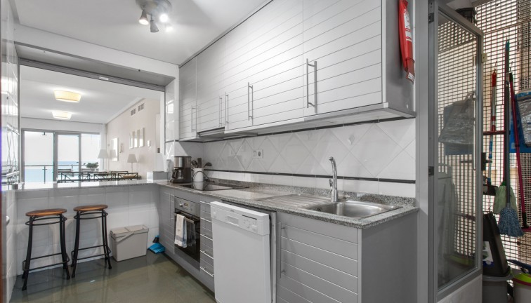 Resale - Apartment - Torrevieja - Playa de los Locos