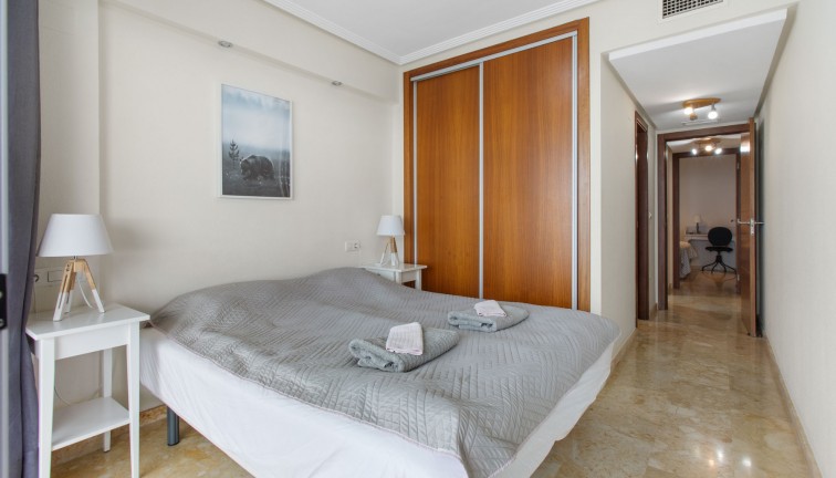 Resale - Apartment - Torrevieja - Playa de los Locos