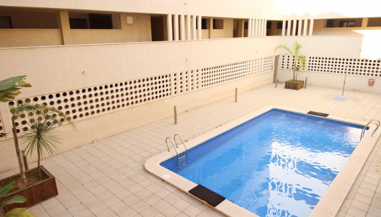 Resale - Apartment - Torrevieja - Playa de los Locos