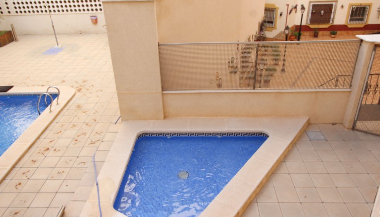 Resale - Apartment - Torrevieja - Playa de los Locos