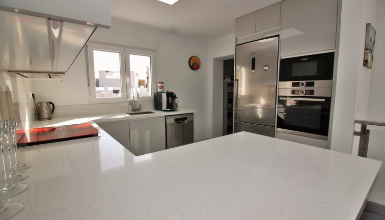 Resale - Chalet - Villamartín