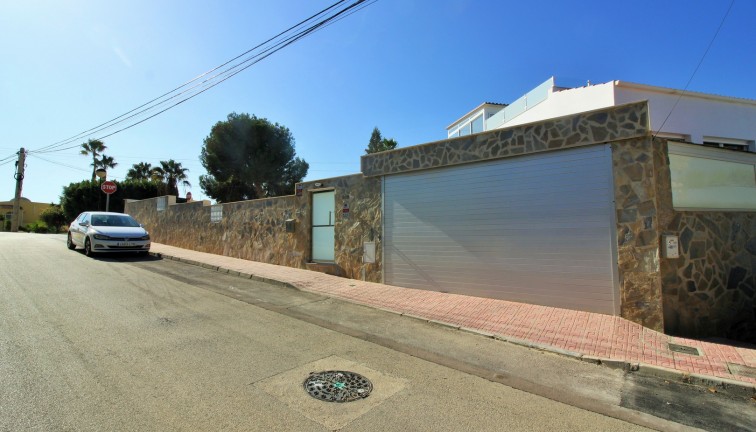 Resale - Chalet - Villamartín