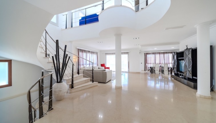 Resale - Chalet - Cabo Roig